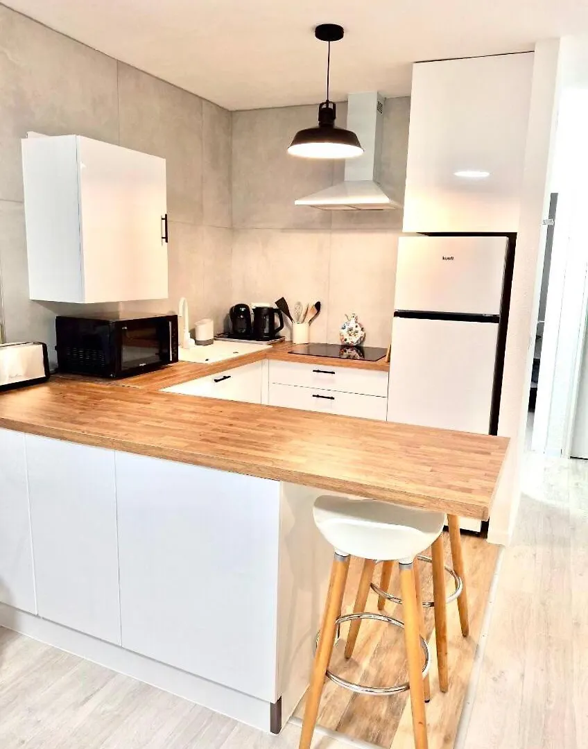 Appartement Spacieux A 450 M De La Plage Roses